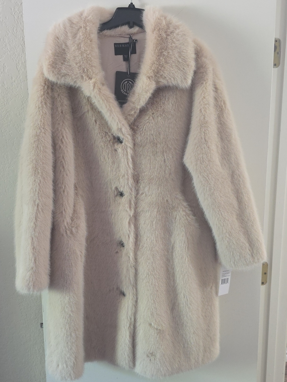 Bernardo Soft Cream Faux Fur Coat with Collar